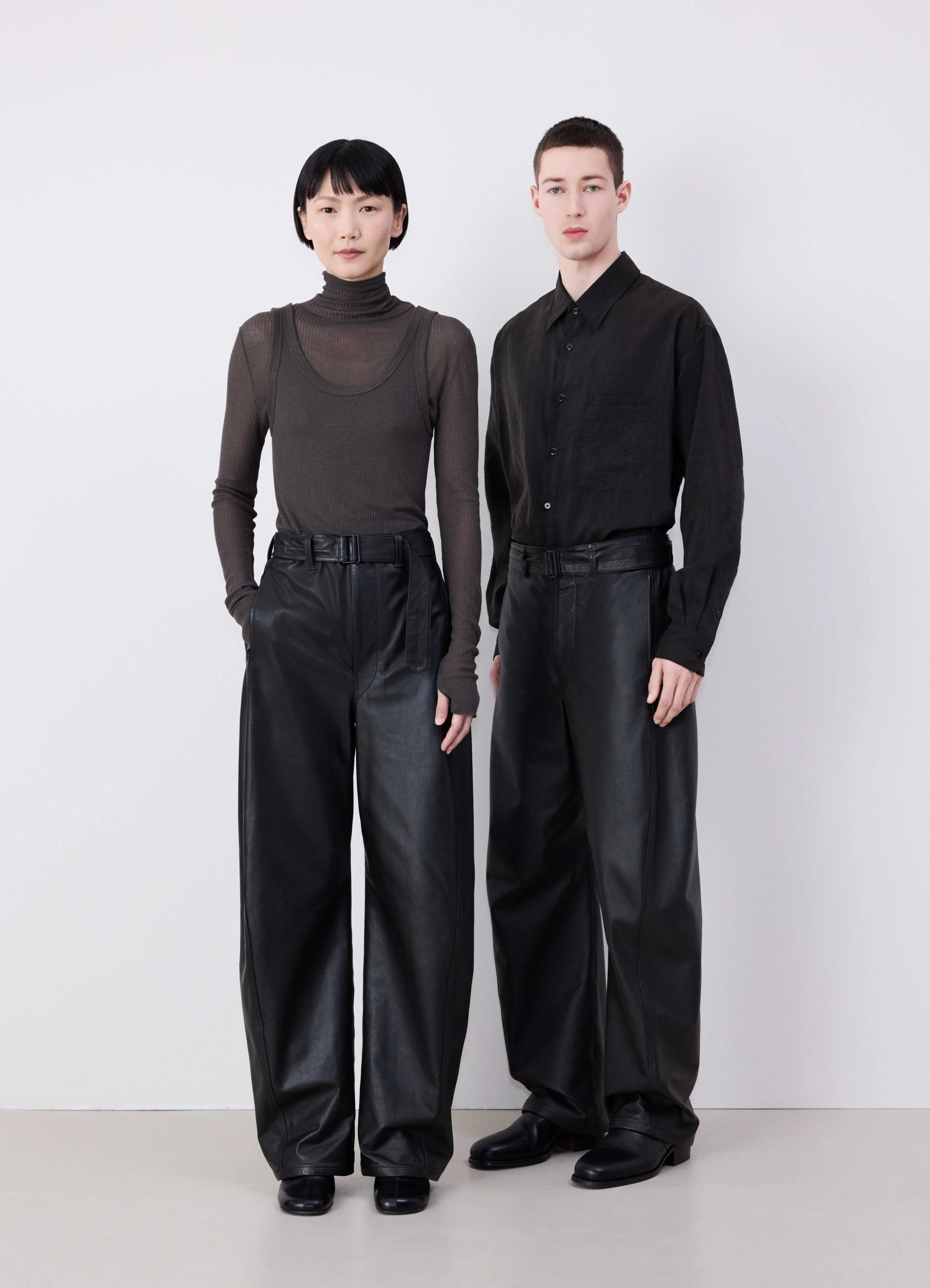 LEATHER BELTED TWISTED PANTS