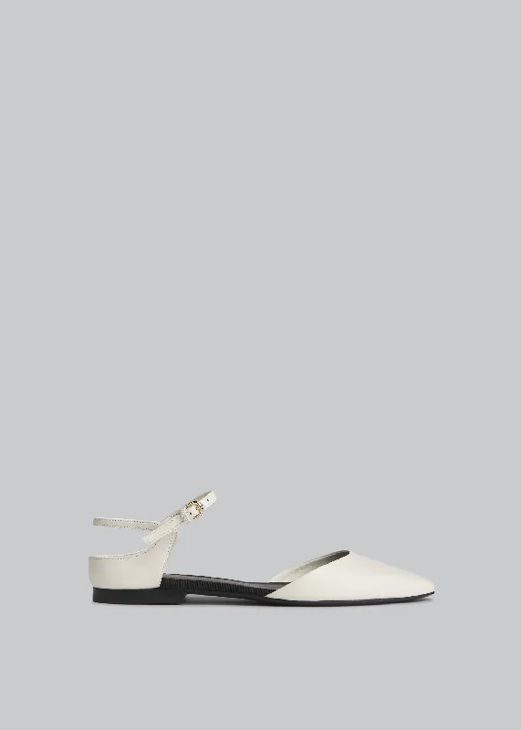 Slingback Pointed Toe Flat in Calfskin - Ivory